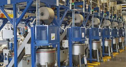 Automatisierung Nietbolzenhärterei für 12 Maschinen Automatisierung Nietbolzenhärterei für 12 Maschinen